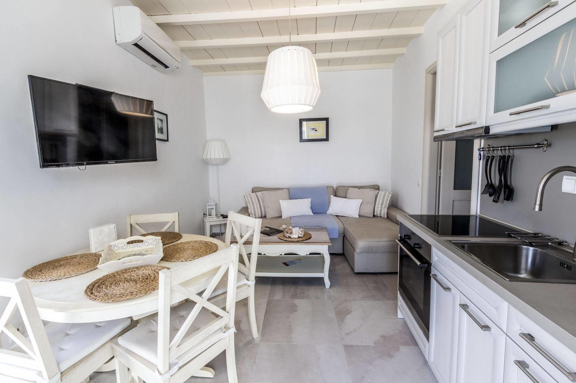 Lavish Suites Agios Ioannis Diakoftis Zewnętrze zdjęcie