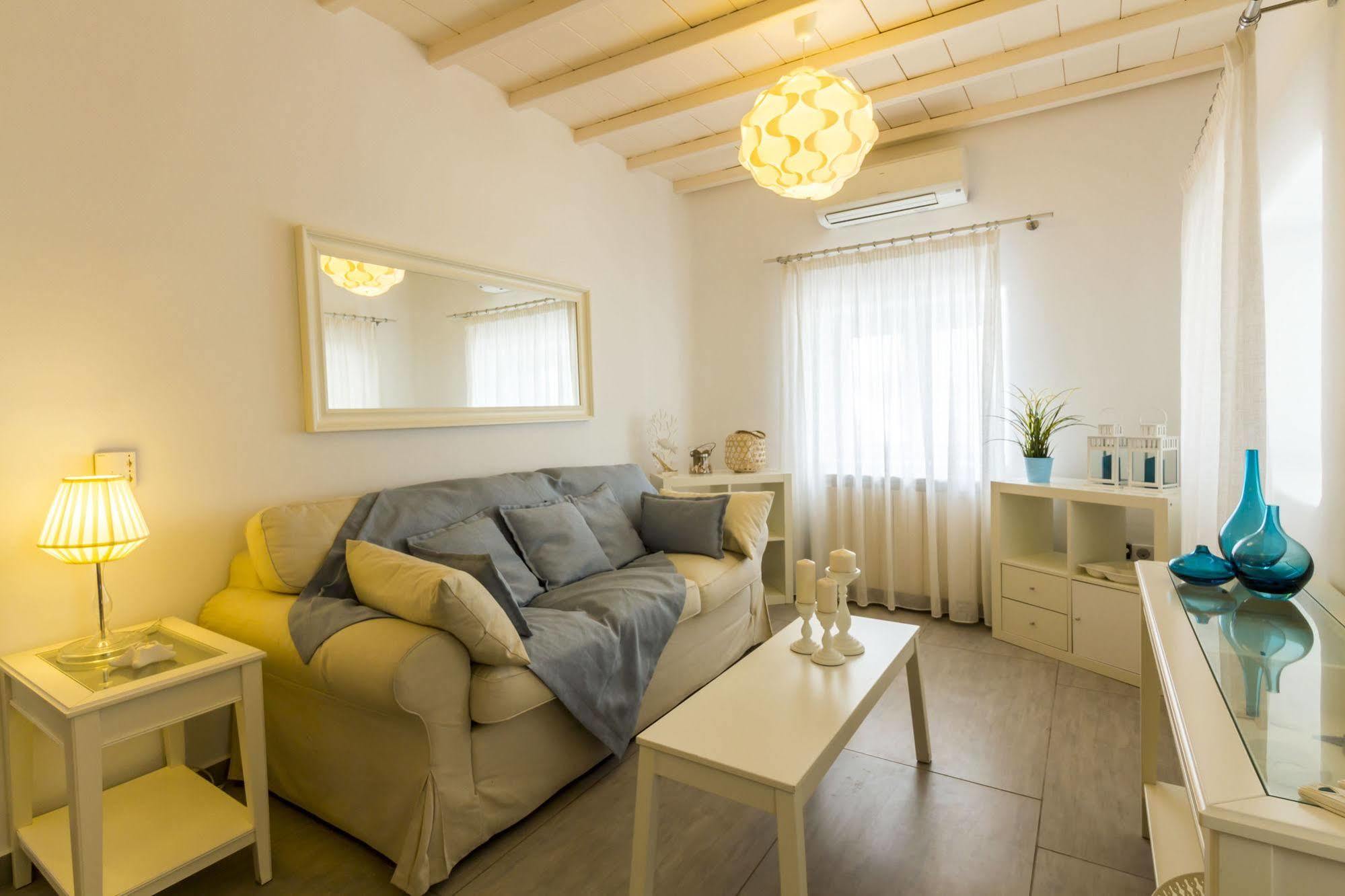 Lavish Suites Agios Ioannis Diakoftis Zewnętrze zdjęcie